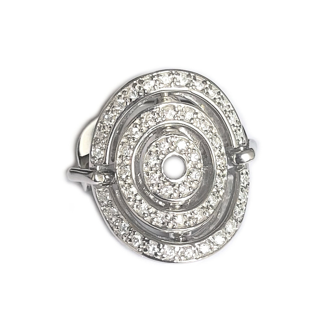 The captivating Juicy Bling Ring is a favourite style for beauties after eye-catching, edgy and modern jewellery. Encrusted with clear cubic zirconia stones and made of 925 sterling silver this stunning ring features moving parts for ultimate comfort. Worldwide shipping